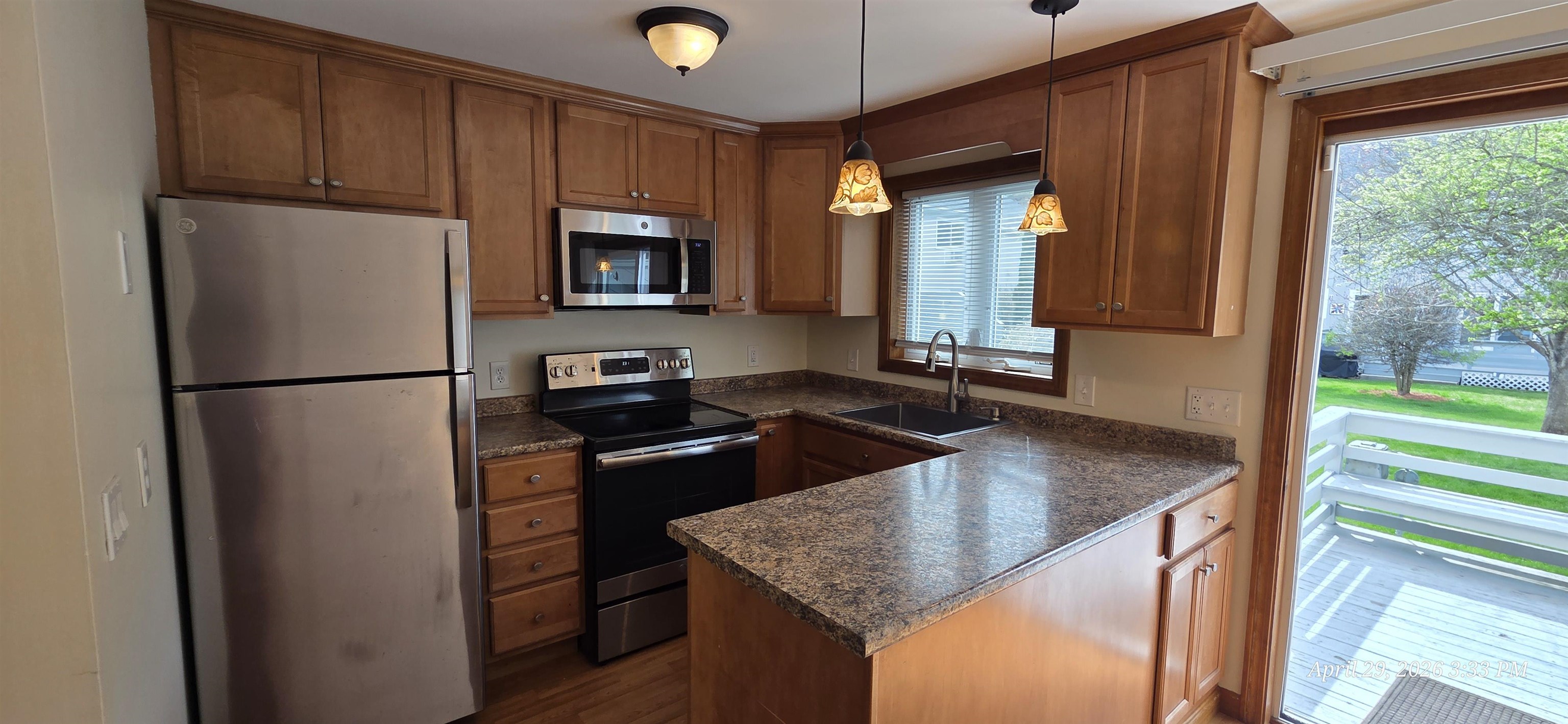 1300 Goffstown Road, Unit 6 Manchester, NH 03102 - Photo 3 of 26