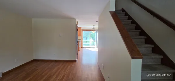 $2,300 | 1300 Goffstown Road, Unit 6, Manchester, NH 03102