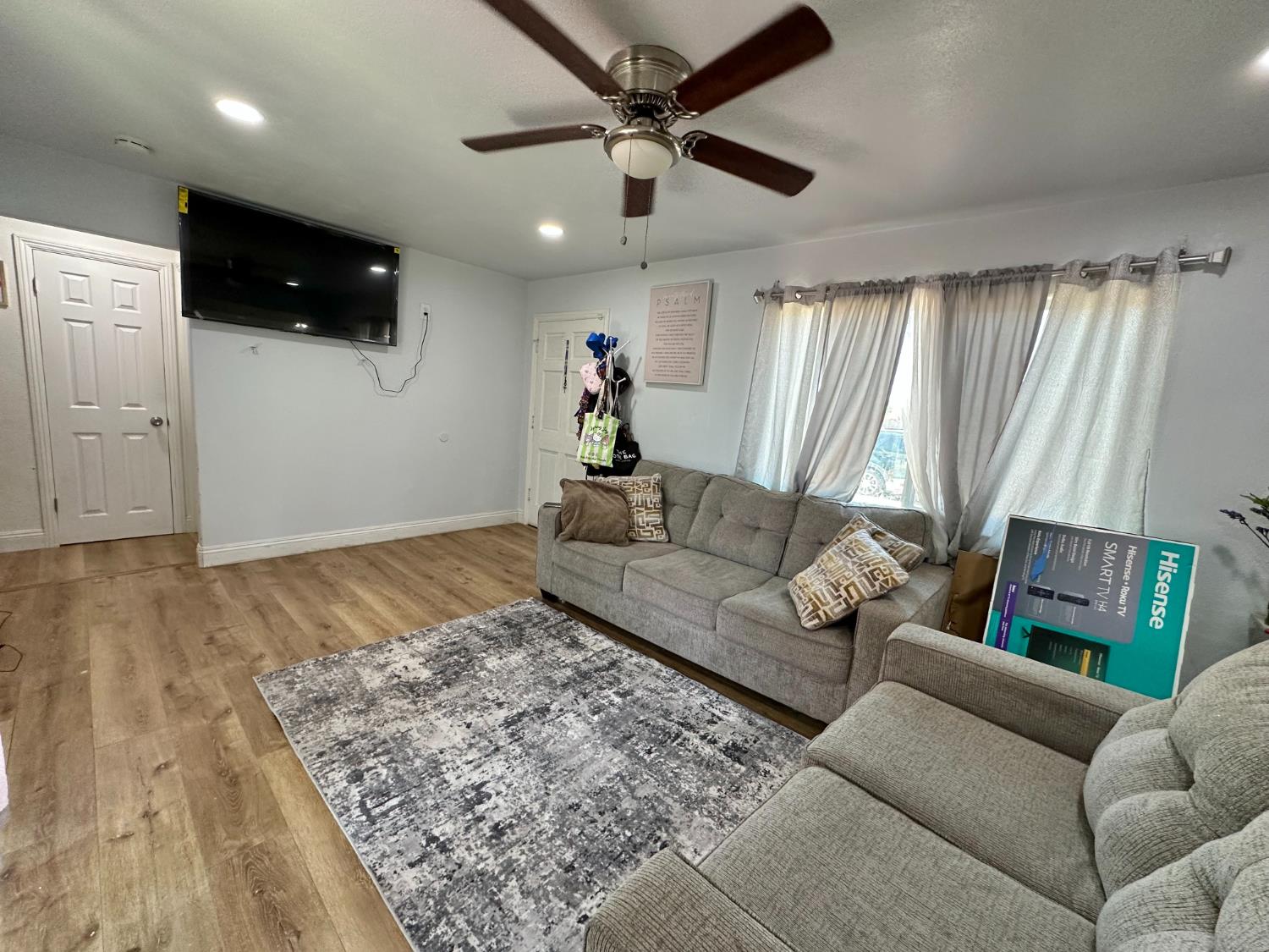 2157 Locust Street Selma, CA 93662 - Photo 8 of 13