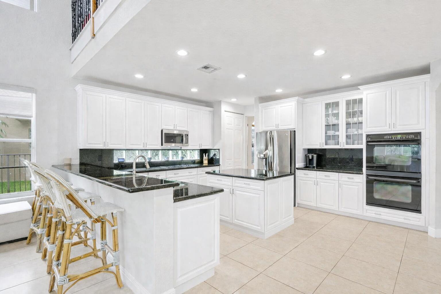 19219 North Creekshore Court Boca Raton, FL 33498 - Photo 5 of 61 10 of 69