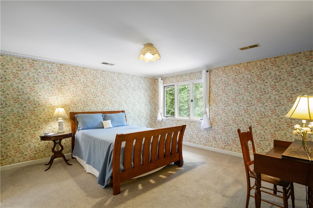 212 Middleton Shores Drive Anderson, SC 29621 - Photo 19 of 50 Guest Suite 2