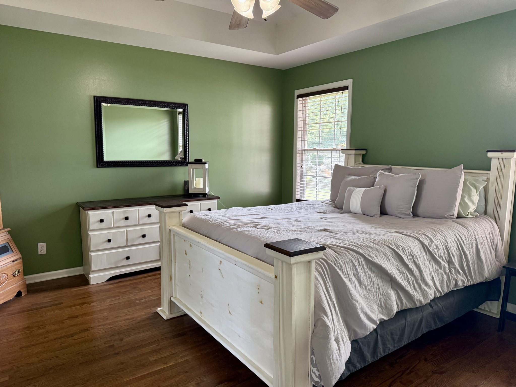 125 Maple Ridge Court McMinnville, TN 37110 - Photo 18 of 44 a bedroom with a bed and a tv