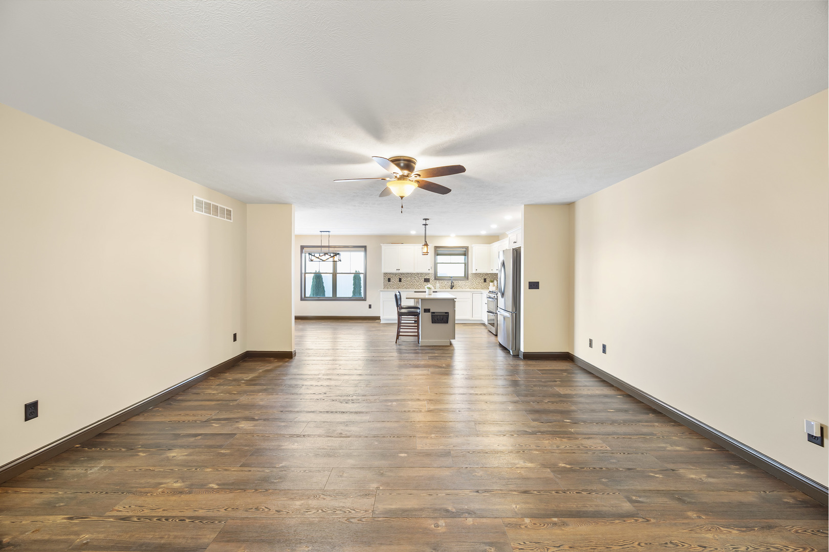 2172 Granby Lane Normal, IL 61761 - Photo 14 of 39 a view of a livingroom with wooden floor