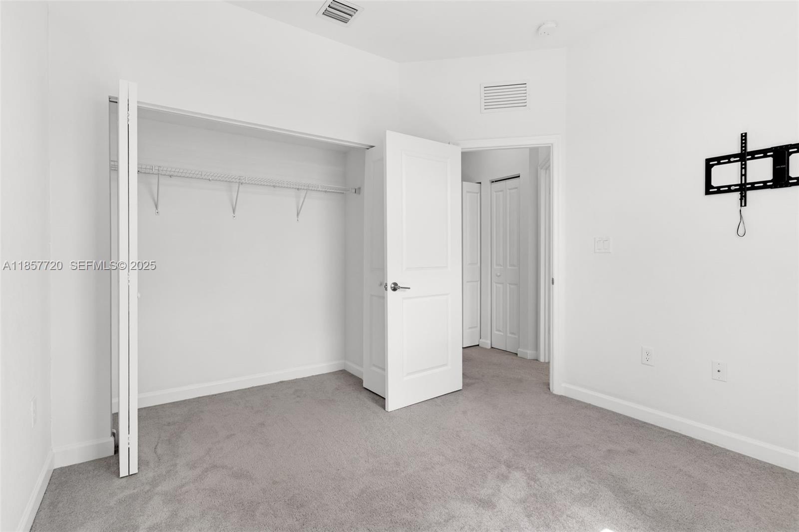 12373 Northwest 24th Place Miami, FL 33147 - Photo 20 of 43