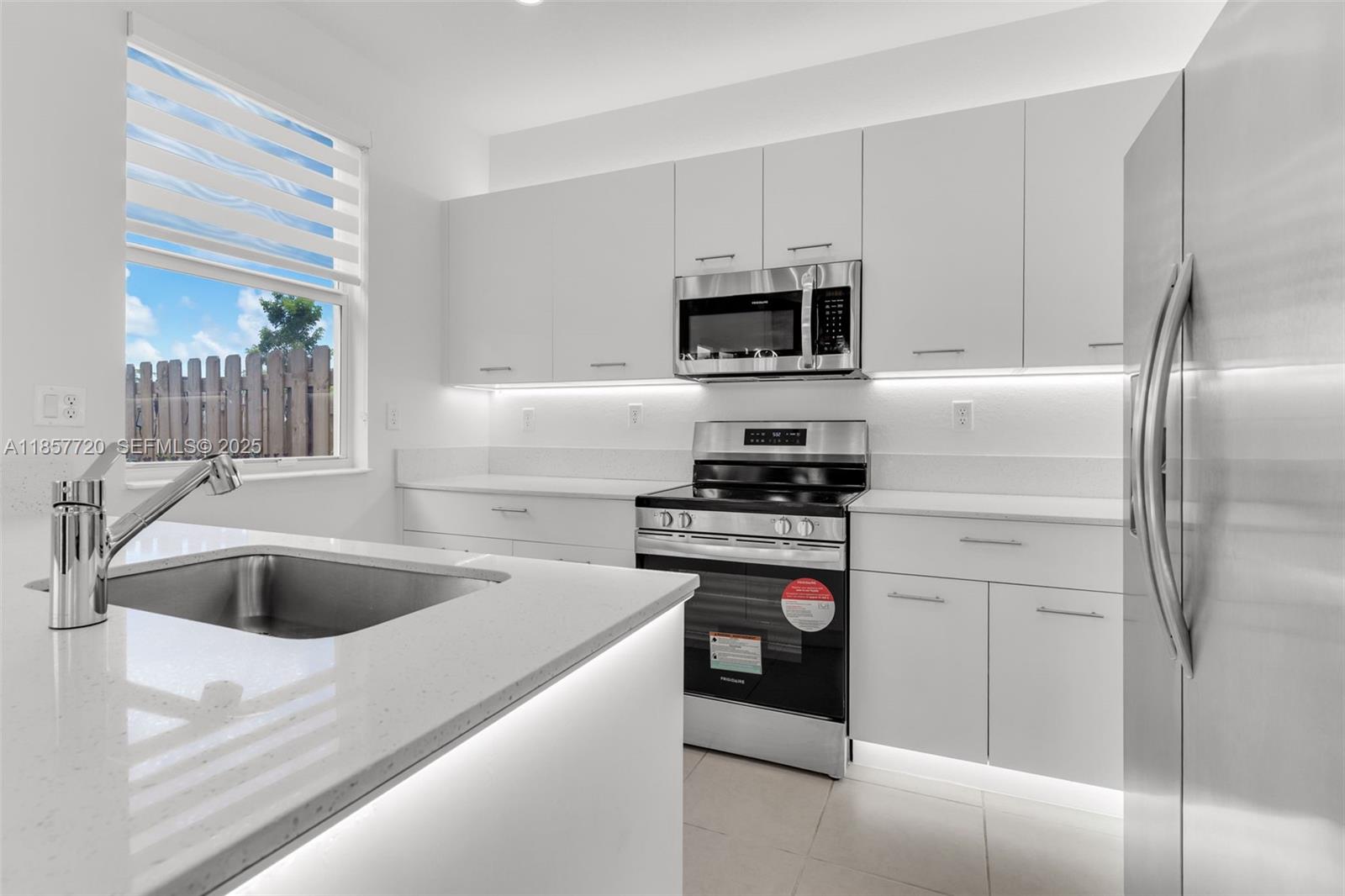 12373 Northwest 24th Place Miami, FL 33147 - Photo 9 of 43