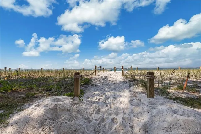 $7,499,000 | 2825 Leeward Lane, Naples, FL 34103