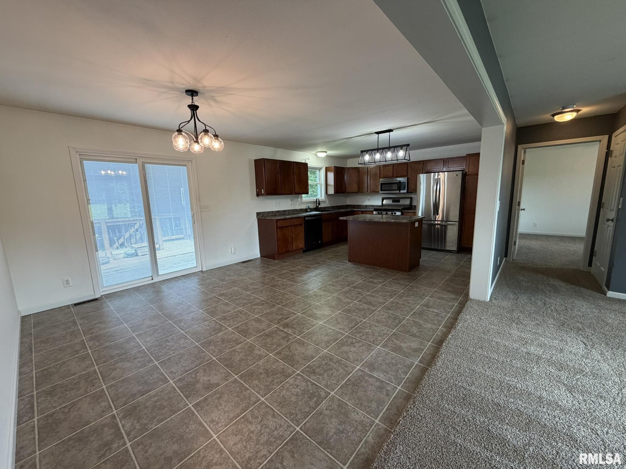 324 Casey Road Farmington, IL 61531 - Photo 35 of 68