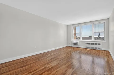 $285,000 | 360 Westchester Avenue, Unit 302, Port Chester, NY 10573