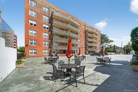 $285,000 | 360 Westchester Avenue, Unit 302, Port Chester, NY 10573
