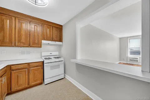 $285,000 | 360 Westchester Avenue, Unit 302, Port Chester, NY 10573