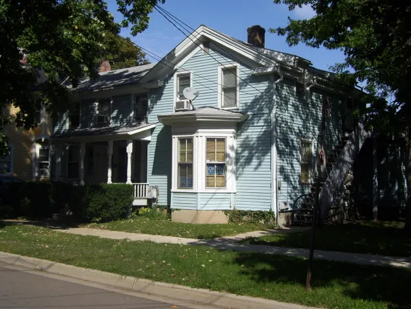 $219,900 | 417 Oak Street, Kalamazoo, MI 49007