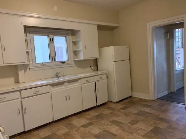 $219,900 | 417 Oak Street, Kalamazoo, MI 49007