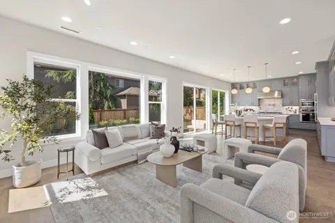 $2,298,000 | 17269 Northeast 121st Place, Redmond, WA 98052