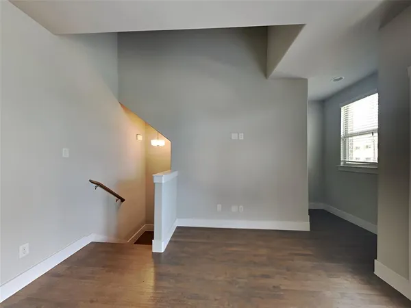 $3,150 | 1318 Palm Springs Lane, Dallas, TX 75204