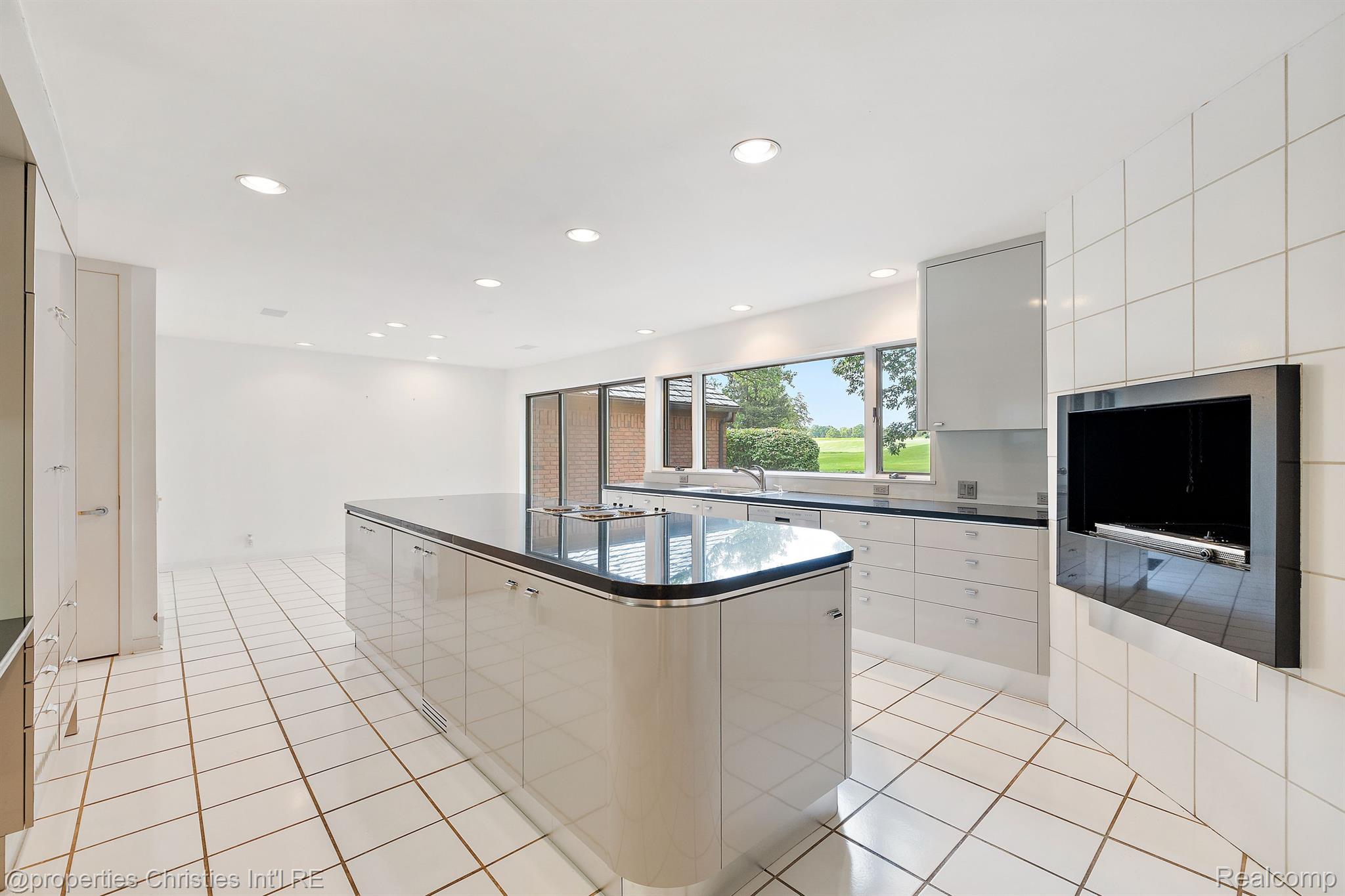 1895 Rathmor Road Bloomfield Hills, MI 48304 - Photo 31 of 58 Gallery Image 31