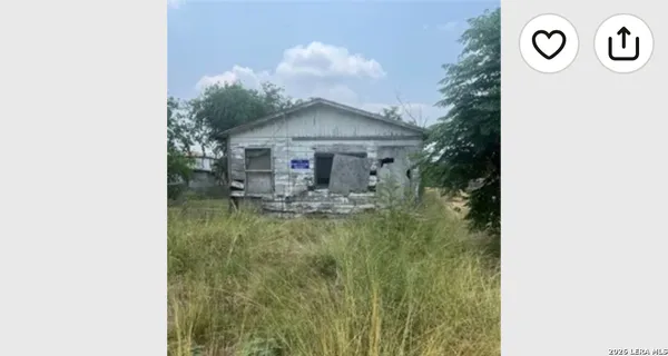 $17,800 | 938 Indiana Street, Robstown, TX 78380