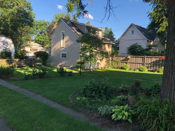 $350,000 | 65 South Howell Street, Hillsdale, MI 49242