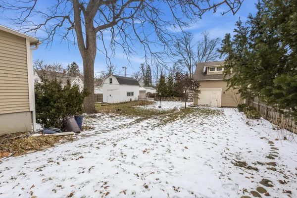 $350,000 | 65 South Howell Street, Hillsdale, MI 49242