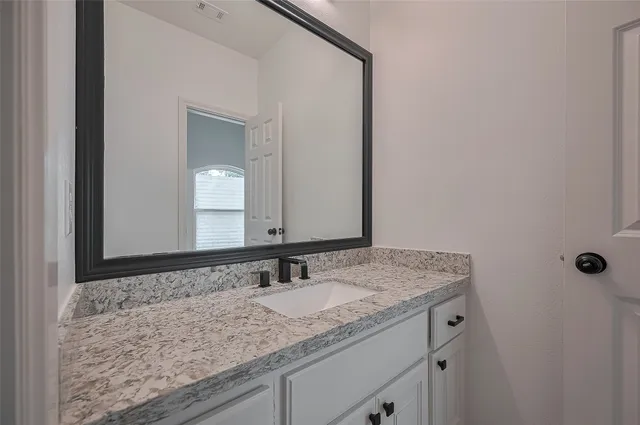 $6,500 | 11826 Legend Manor Drive, Houston, TX 77082