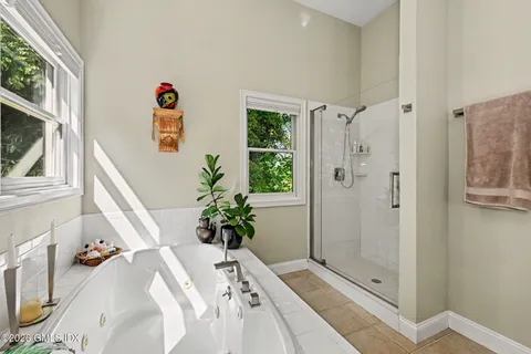 $1,895,000 | 39 Glenville Street, Greenwich, CT 06831