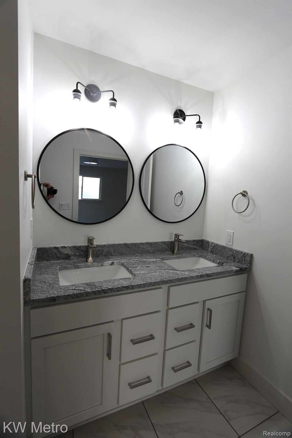 21311 Middlebelt Road New Boston, MI 48164 - Photo 38 of 62 Gallery Image 38