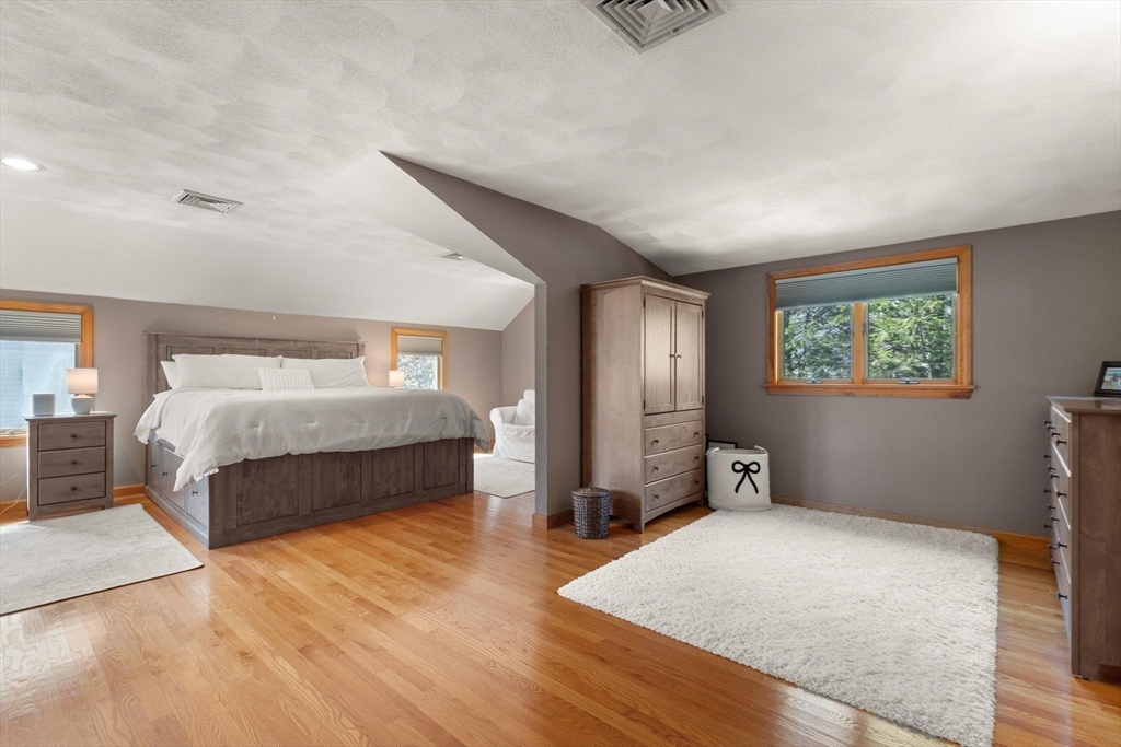 3 Watson Road Lexington, MA 02421 - Photo 4 of 37