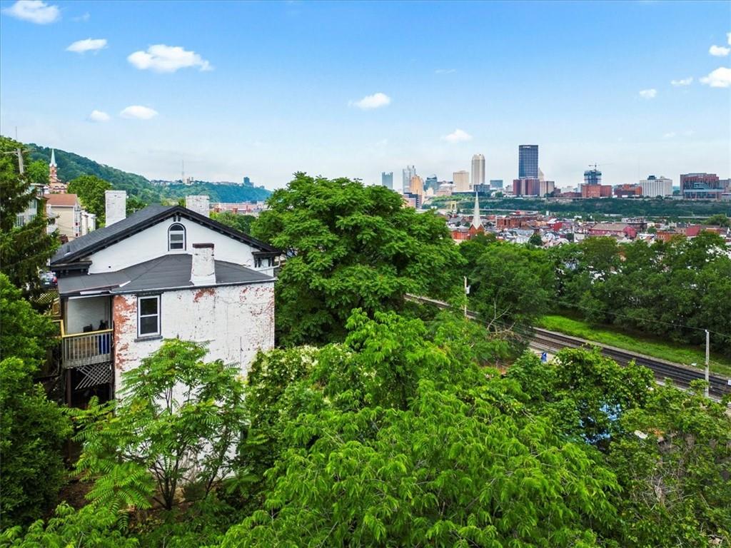 1947 South 18th Street Pittsburgh, PA 15203 - Photo 41 of 48 a house view with a outdoor space