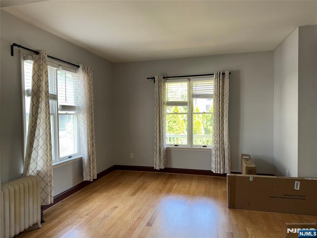 18-20 Somerville Road Ridgewood, NJ 07450 - Photo 3 of 15