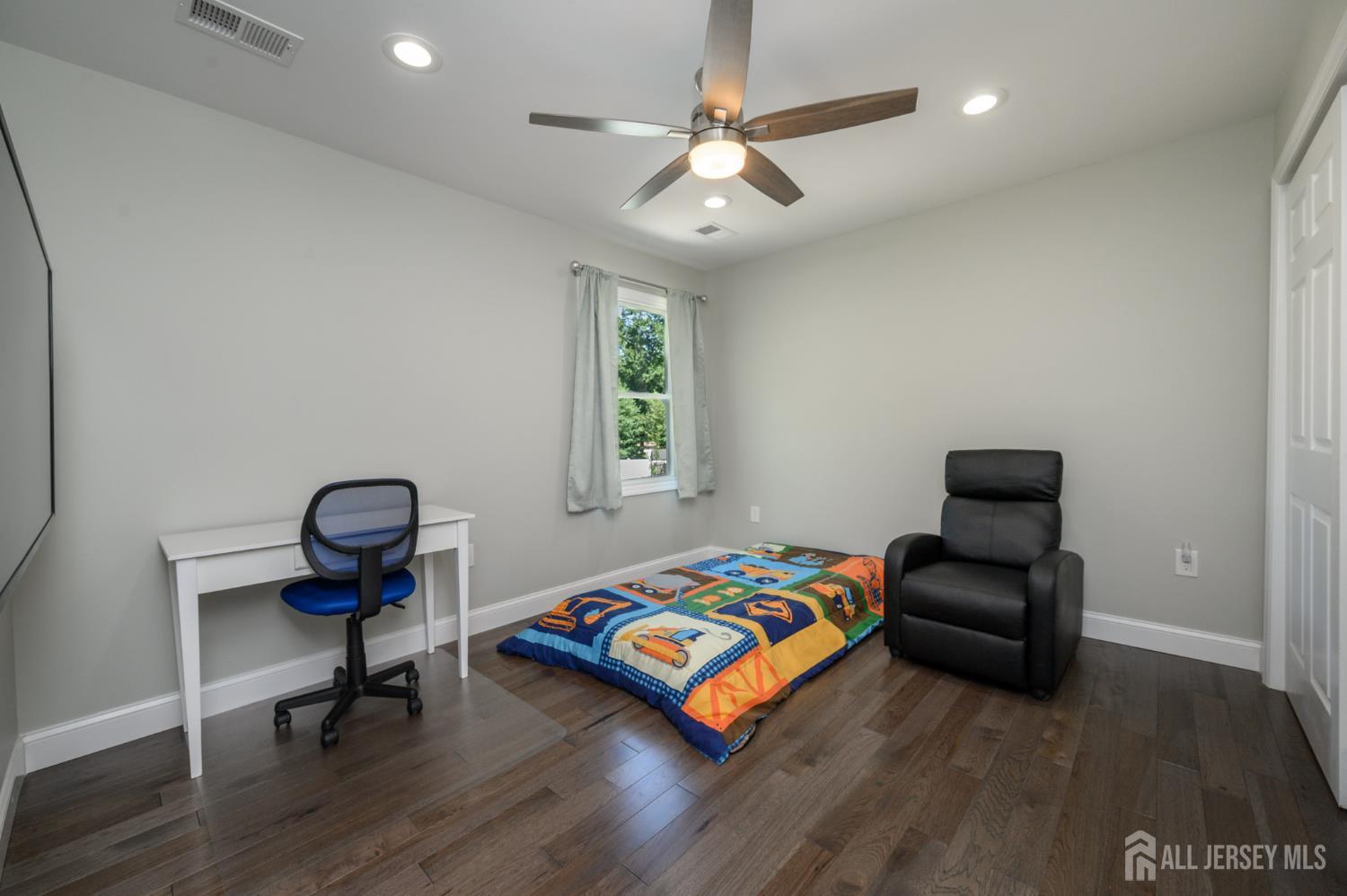 106 Greenbrook Road Green Brook, NJ 08812 - Photo 33 of 51
