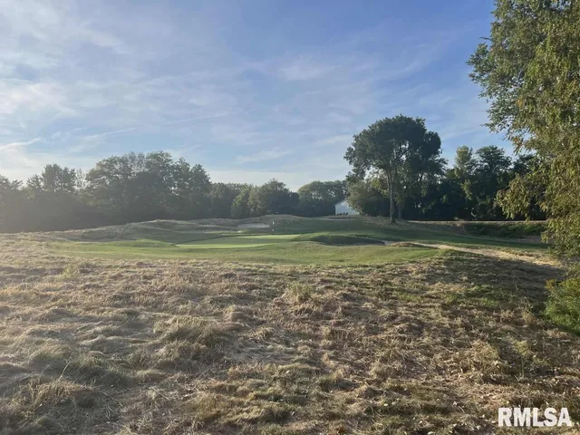 $139,000 | 1800 Karl Lake Court, Sherrard, IL 61281