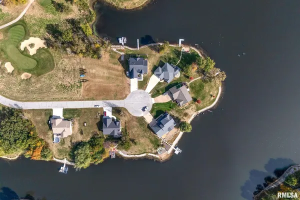 a picture of a table with chairs