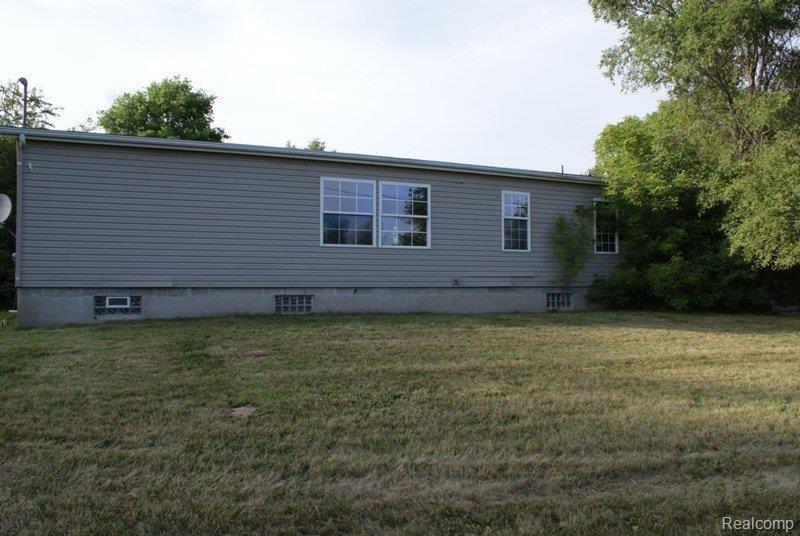 3408 Peppermill Road Attica, MI 48412 - Photo 4 of 16 DSC02725