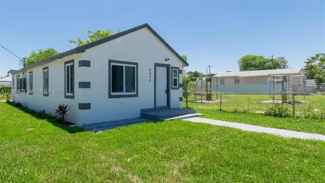 $415,000 | 6859 Northwest 17th Avenue, Miami, FL 33147
