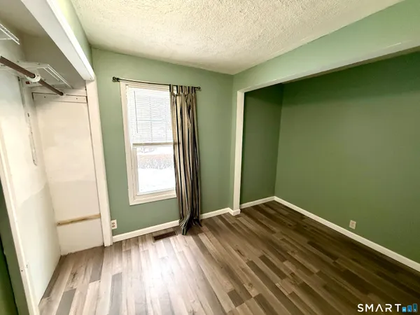 $3,200 | 42 Wells Avenue, Shelton, CT 06484