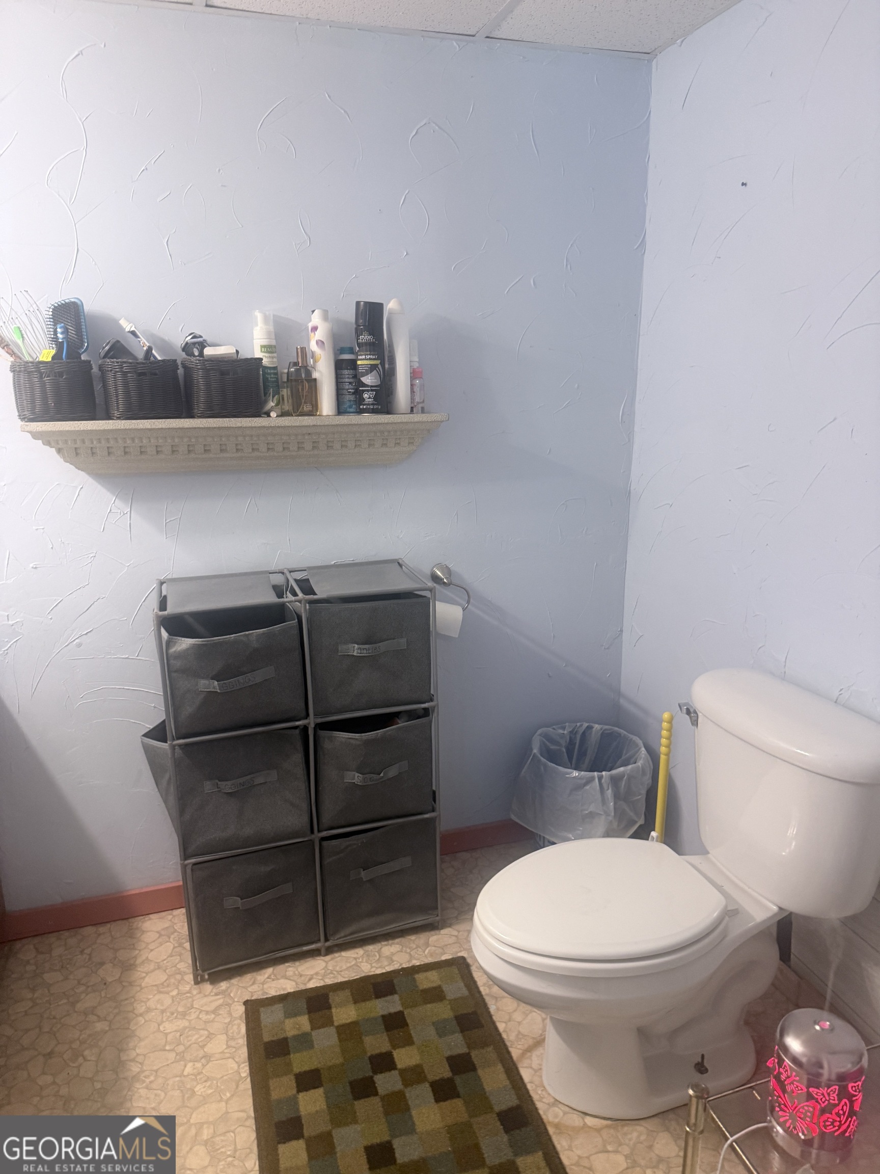 1072 Mountain View Road Trion, GA 30753 - Photo 13 of 29 a bathroom with a toilet