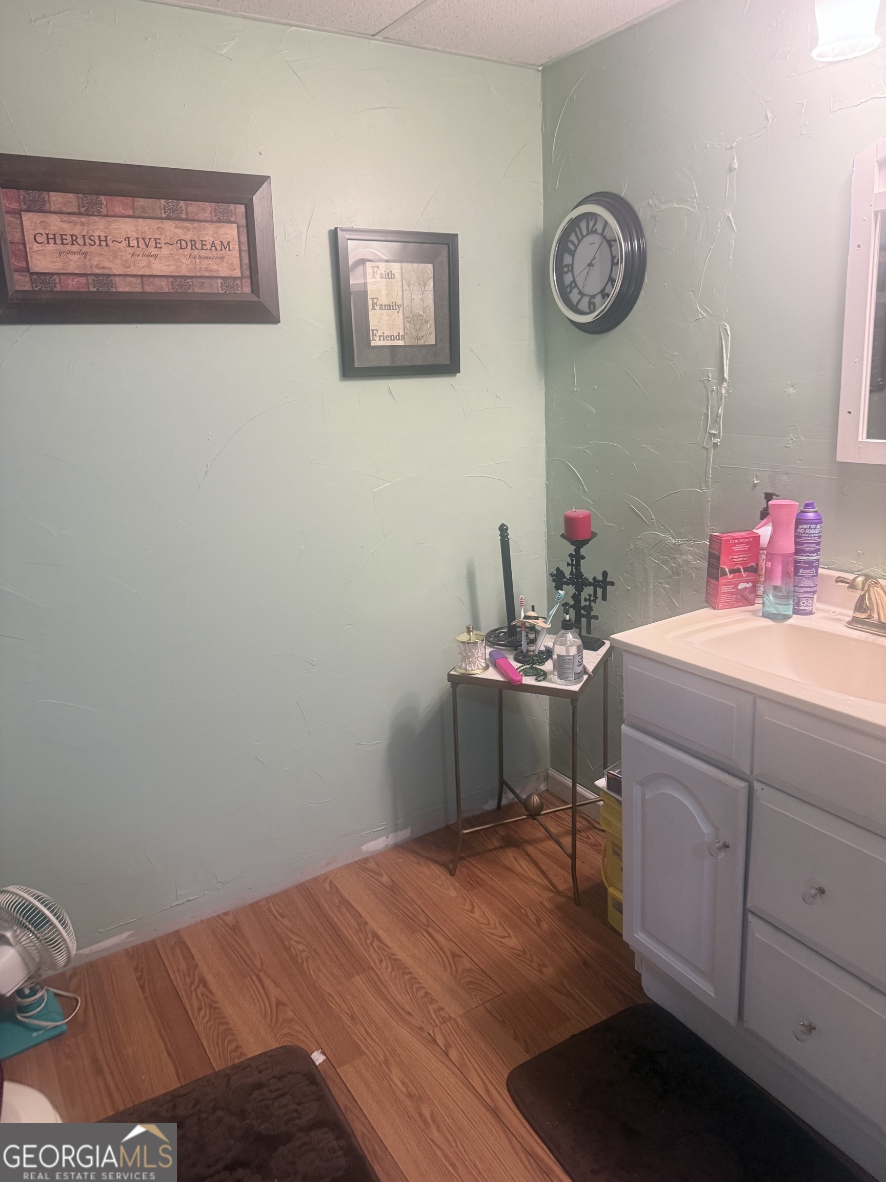 1072 Mountain View Road Trion, GA 30753 - Photo 15 of 29 a room with a desk and chair