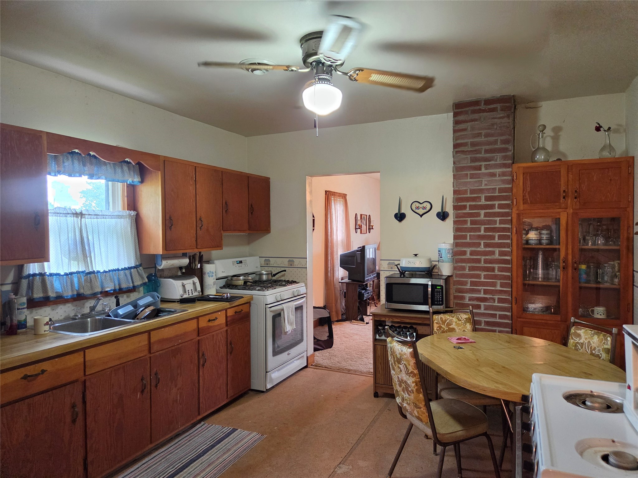 W6616 County Rd O Millston, WI 54615 - Photo 5 of 16
