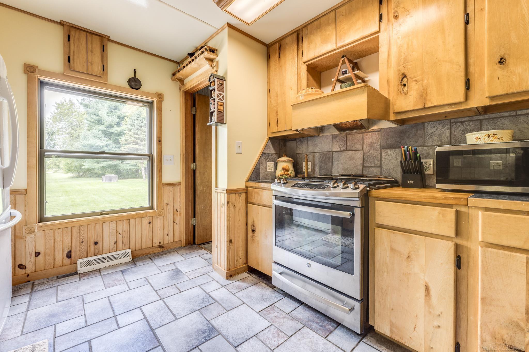 4543 Main Street Applegate, MI 48401 - Photo 16 of 53 Tile Floor