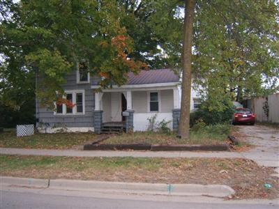 134 East Broadway Street Three Rivers, MI 49093 - Photo 1 of 5 Primary Photo