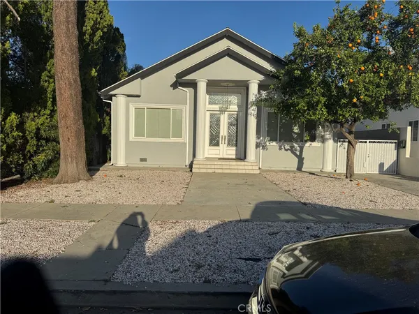 $4,900 | 4912 Hesperia Avenue, Encino, CA 91316