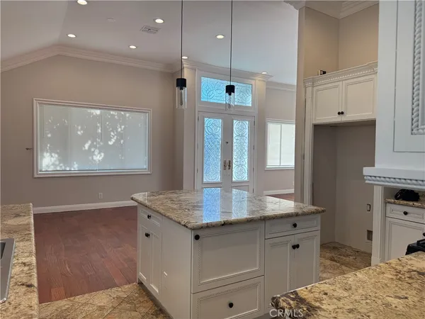 $4,900 | 4912 Hesperia Avenue, Encino, CA 91316