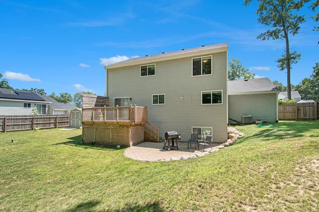 $392,000 | 737 West North Hls Court, Newaygo, MI 49337