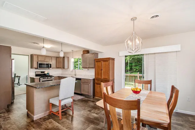 $392,000 | 737 West North Hls Court, Newaygo, MI 49337