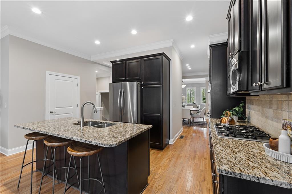 2723 Davis Oaks Way Decatur, GA 30033 - Photo 15 of 67