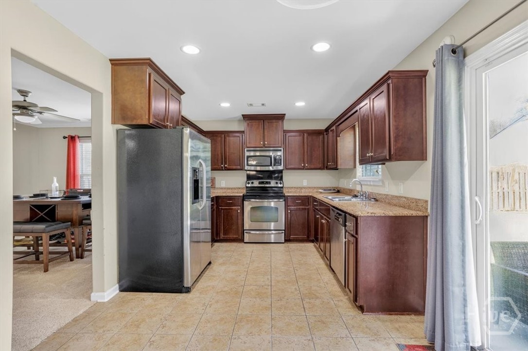 104 Austin Way Savannah, GA 31419 - Photo 11 of 47