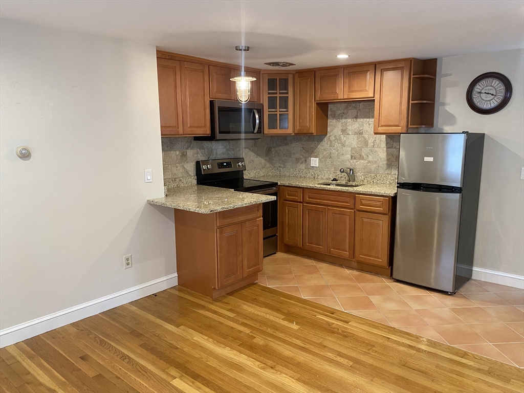 21 Highland Terrace, Unit 21 Needham, MA 02494 - Photo 2 of 4