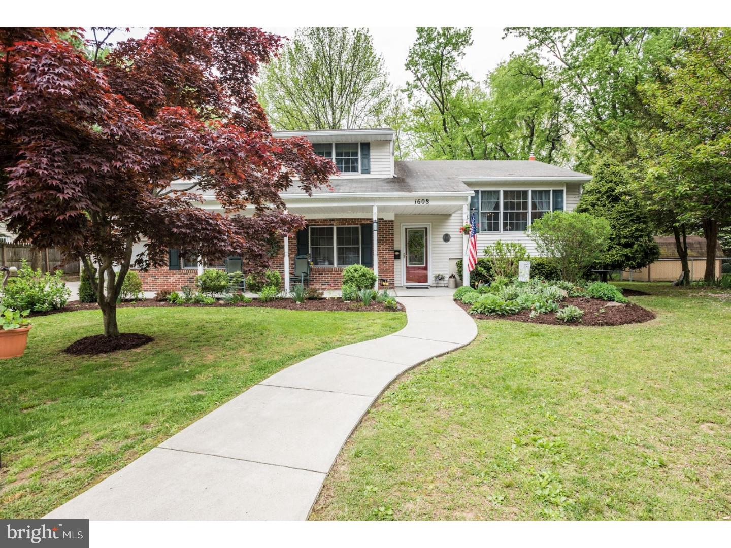 1608 Rivers Edge Drive Riverside, NJ 08075 - Photo 3 of 25 Exterior Front