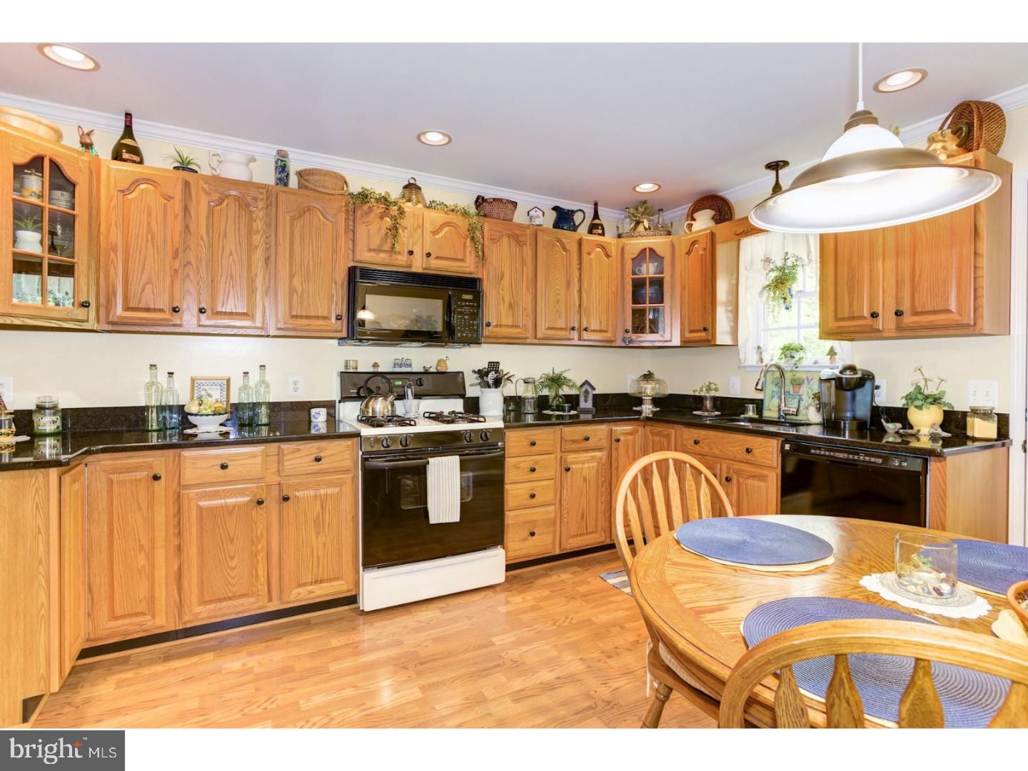 1608 Rivers Edge Drive Riverside, NJ 08075 - Photo 6 of 25 Kitchen