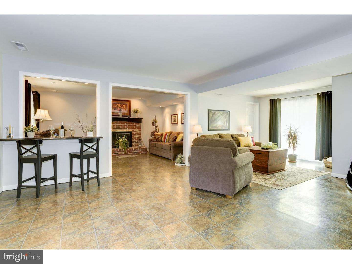 1608 Rivers Edge Drive Riverside, NJ 08075 - Photo 9 of 25 Family Room
