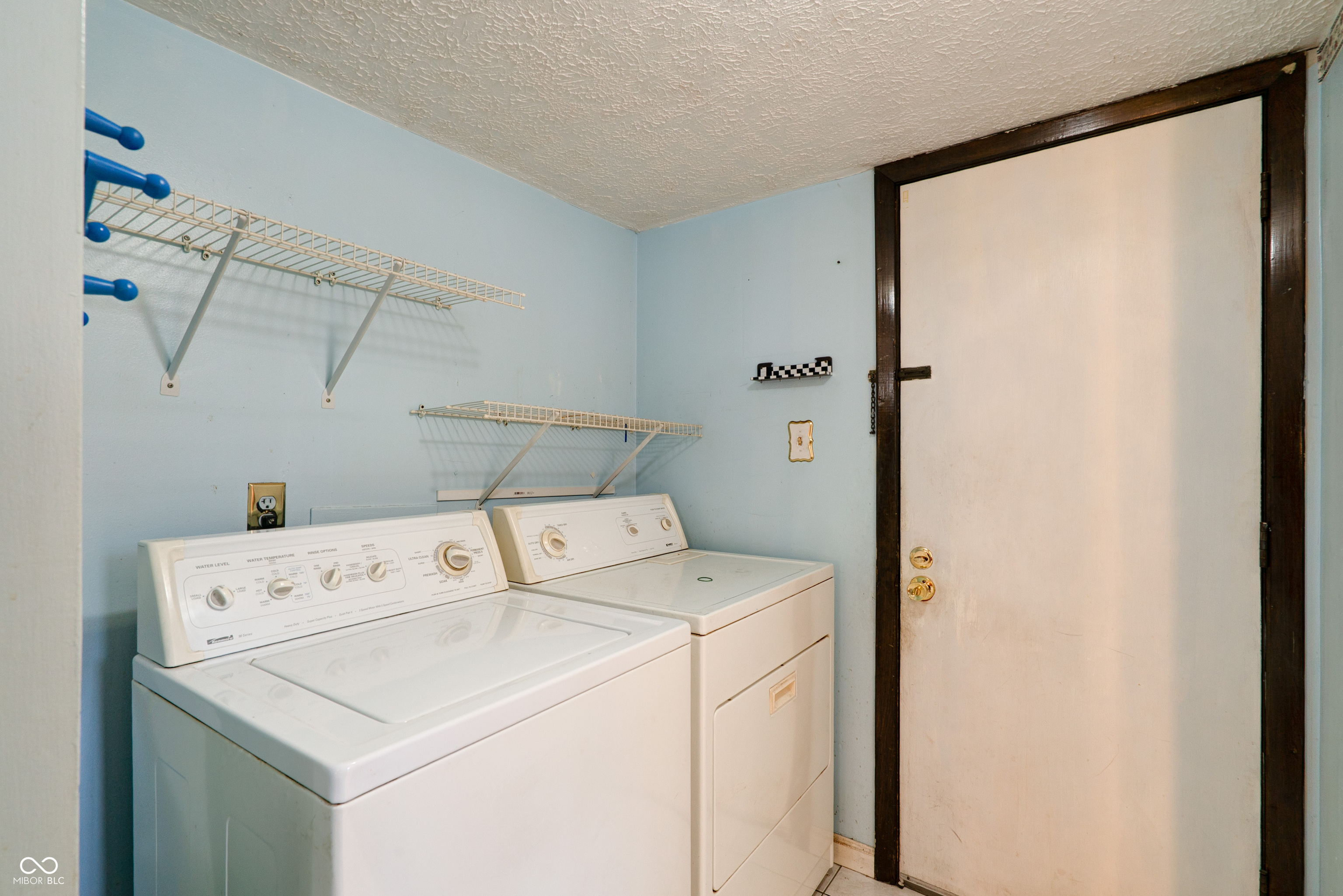 5425 Gambel Road Indianapolis, IN 46221 - Photo 13 of 25
